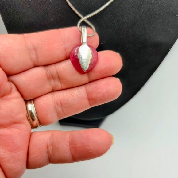 Strawberry Quartz Heart Pendant Necklace Sterling Silver - Picture 3 of 5